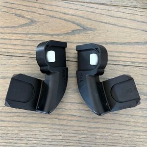 Clek Liing Car seat Adapters for Uppababy